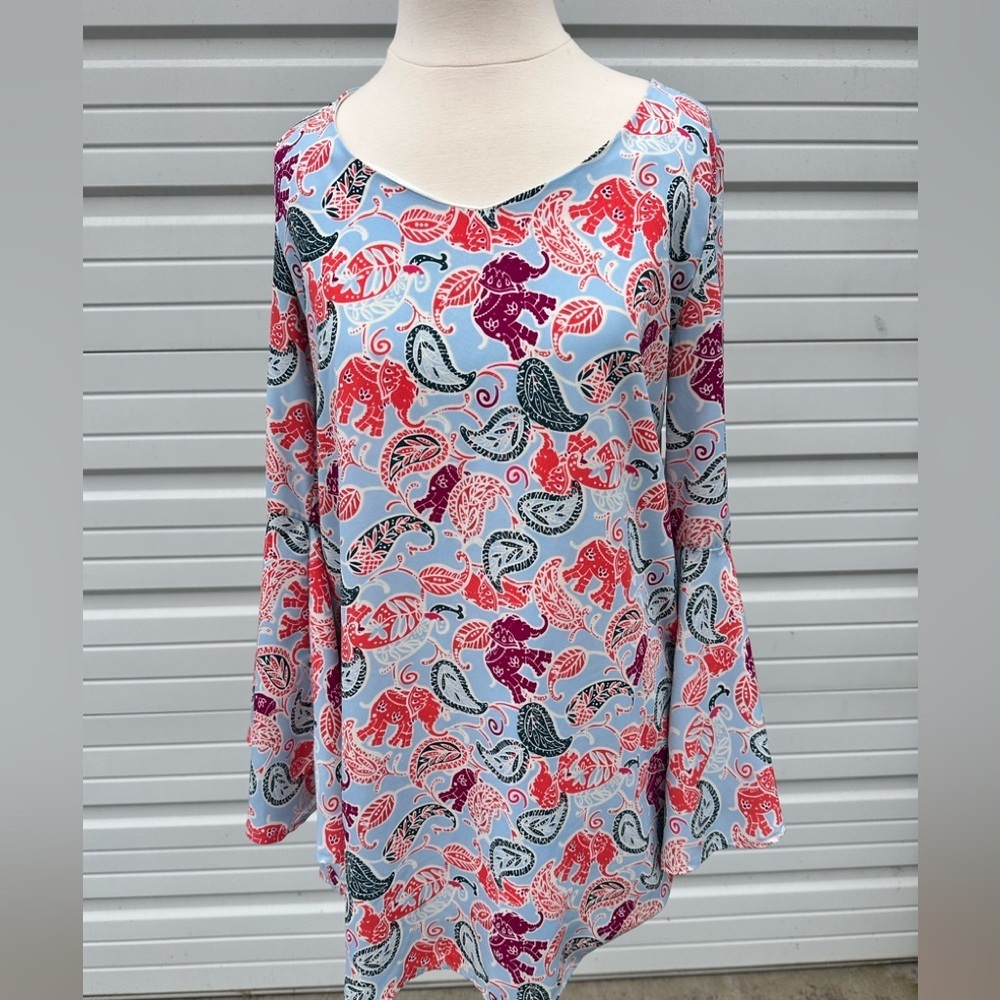 Alter’d State women’s elephant print lined tunic size S
